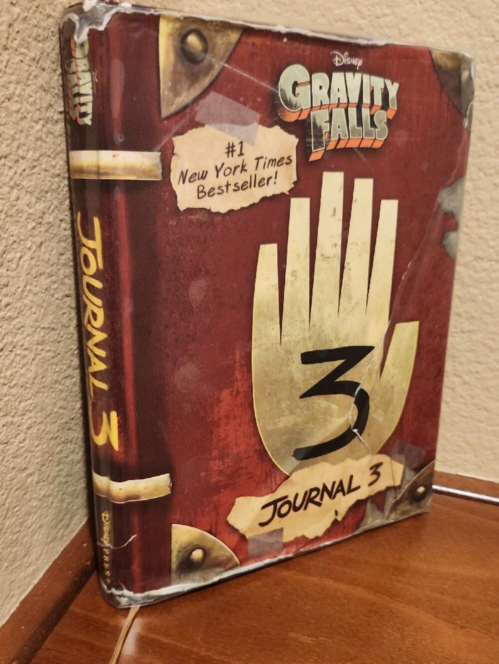 Gravity Falls Books: Journal 3 & Dipper's Guide to Mystery - Picture 6 of 11